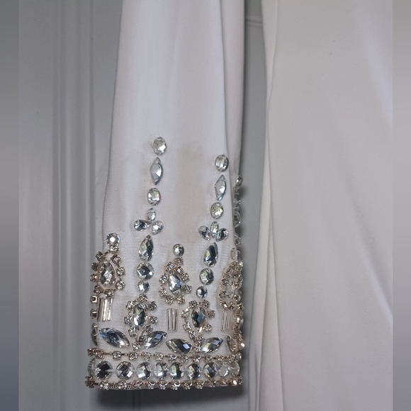 Mac Duggal Women's Beaded Cuff Drop Shoulder Gown Dress - Picture 7 of 12